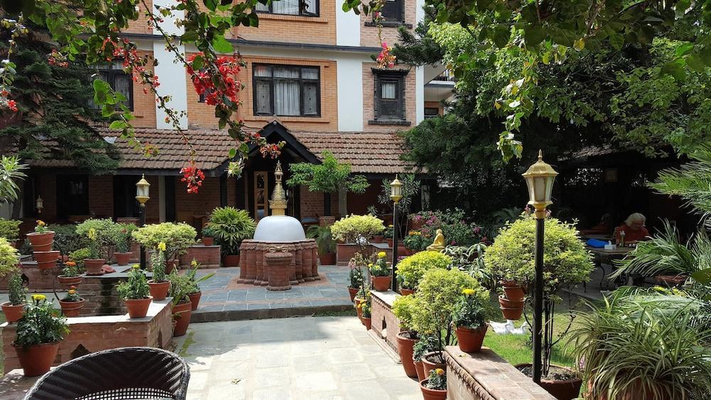 Hotel Ganesh Himal Katmandu Kültér fotó